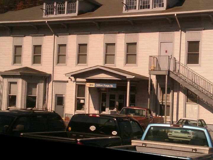 Amtrak, 307 E Ridgeway St, Clifton VA, Train Stations MapQuest