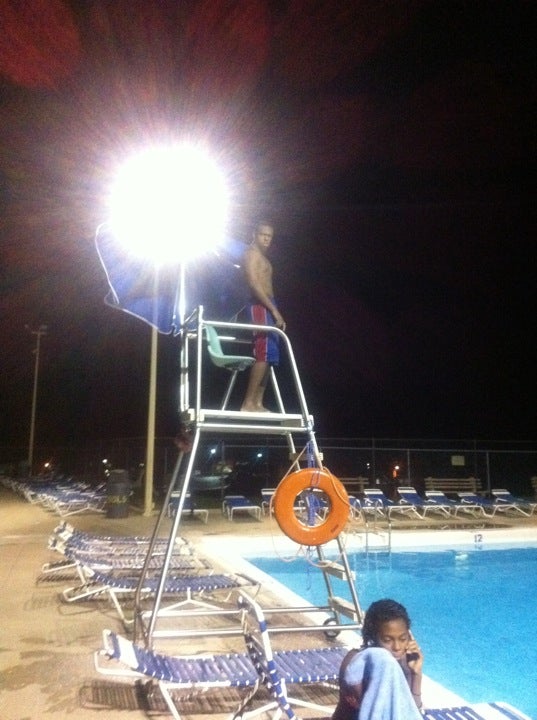 Juniper Hill Family Aquatic Center, 800 Louisville Rd, Frankfort, KY