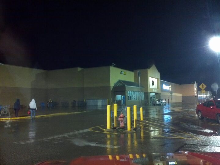 Walmart Supercenter, 2850 Maysville Pike, Zanesville, OH MapQuest