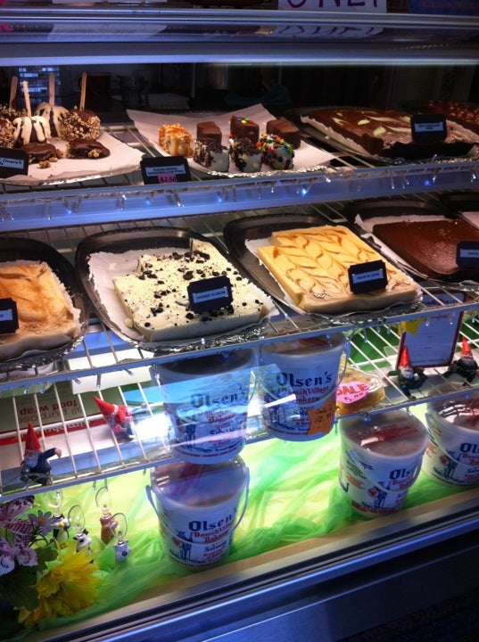 Solvang Trolley Car Ice Cream Parlor, 1618 Copenhagen Dr, Solvang, CA