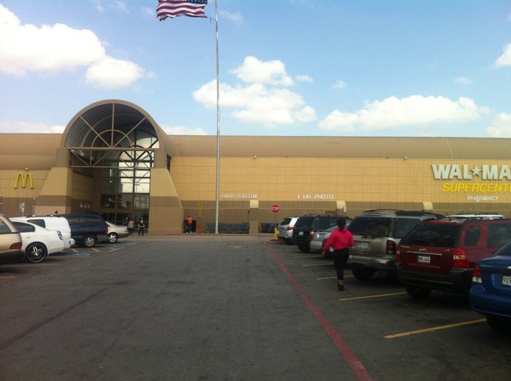 Walmart - 4851 S Cooper St - Arlington, TX 