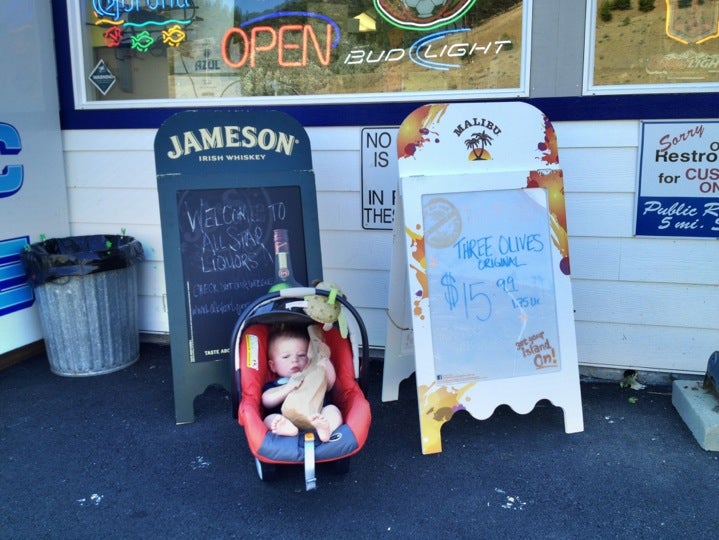 All Star Liquors Express, 210 Hilt Rd, Hornbrook, CA, Liquor stores