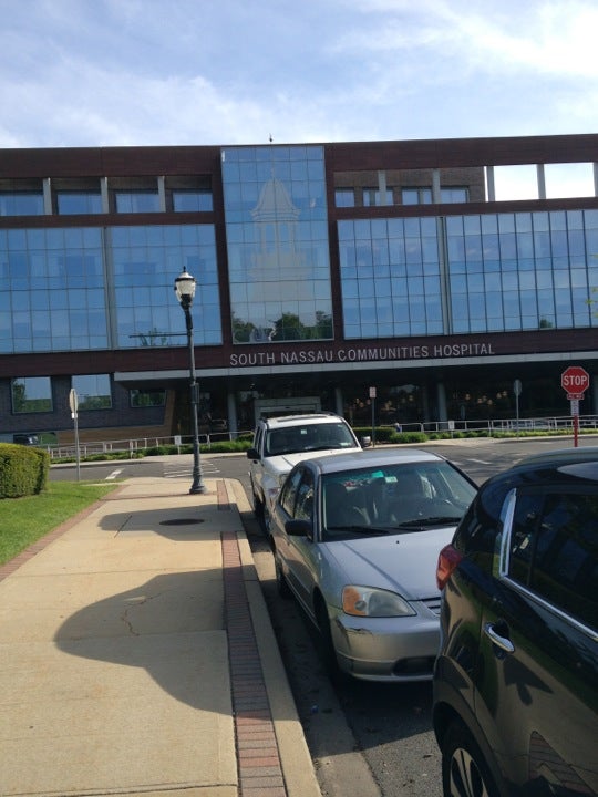 South Nassau Communities Hospital, 1 Healthy Way, Hempstead, Town of