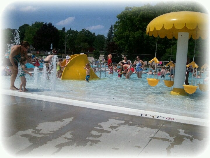 New Holstein Aquatic center, Hickory Street, New Holstein, WI, Water