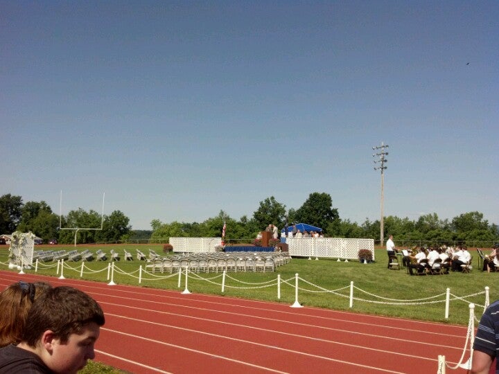 Wallkill Senior High School, 90 Robinson Dr, Shawangunk, Town of, New