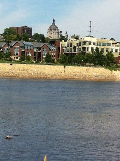 Driving Directions to Harriet Island