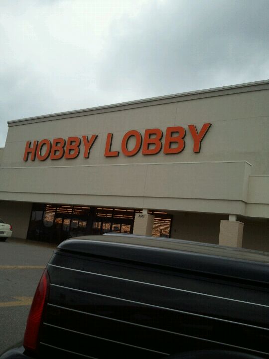 ROBERT STANLEY HOME COLLECTION Trademark of Hobby Lobby Stores, Inc. -  Registration Number 4998322 - Serial Number 86880602 :: Justia Trademarks