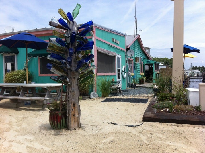 Goose Creek Marina and Hide Away Grill, 25763 Rumbley Rd, Westover, MD