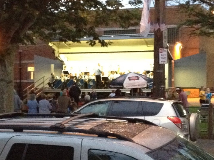 Bridesburg Recreation Center, 4625 Richmond St, Philadelphia, PA