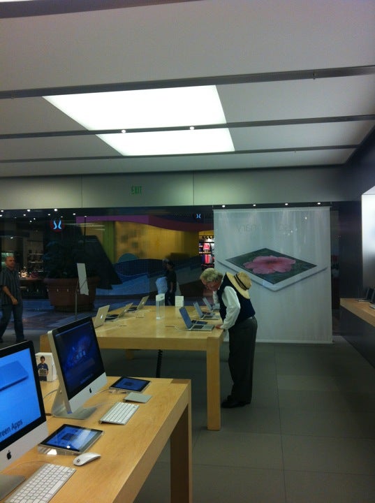 South Coast Plaza - Apple Store - Apple