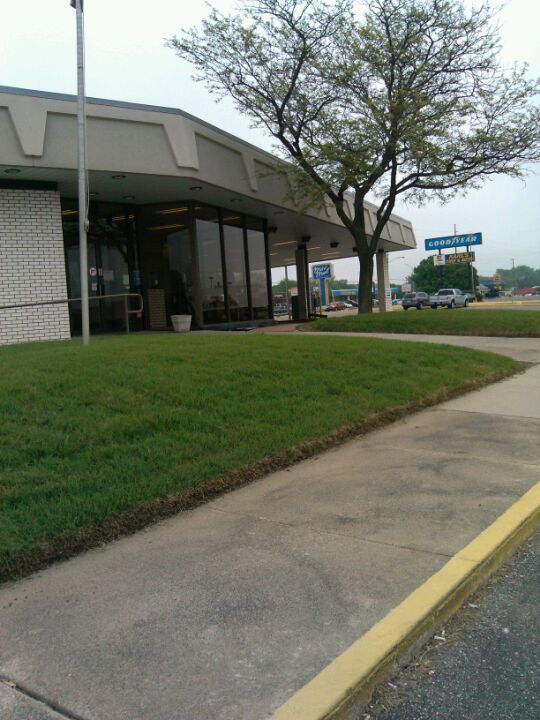 Sunflower Bank, 4101 E Harry St, Wichita, KS, Banks MapQuest