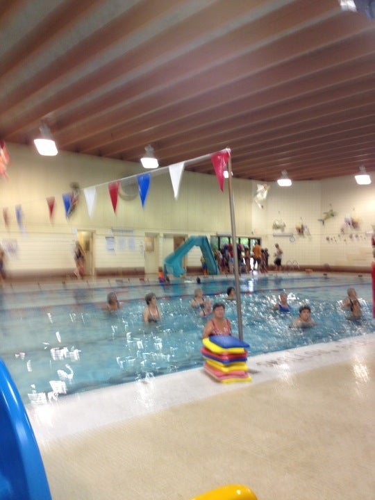 Meadowvale Community Centre, 6655 Glen Erin Dr, Mississauga, ON MapQuest