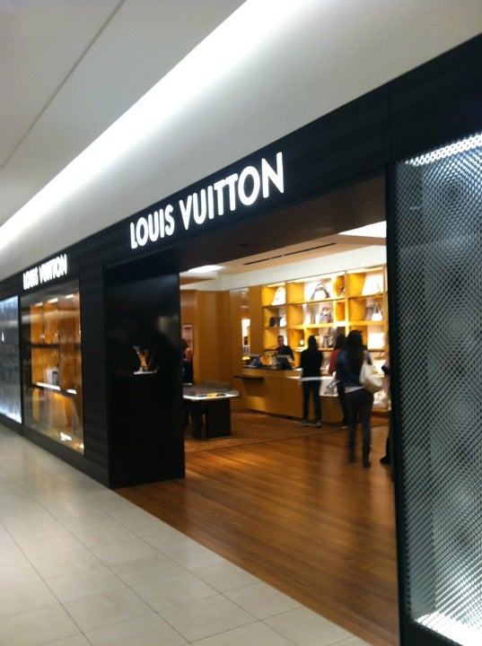 Louis Vuitton  Bal Harbour FL