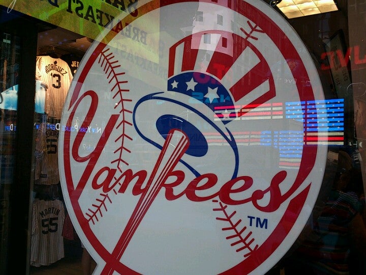 YANKEE CLUBHOUSE SHOP - 37 Photos & 36 Reviews - 245 W 42nd St