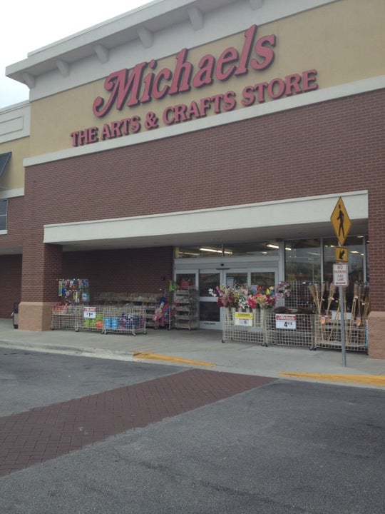 Redondo Beach gets its first Michaels craft store – Daily Breeze