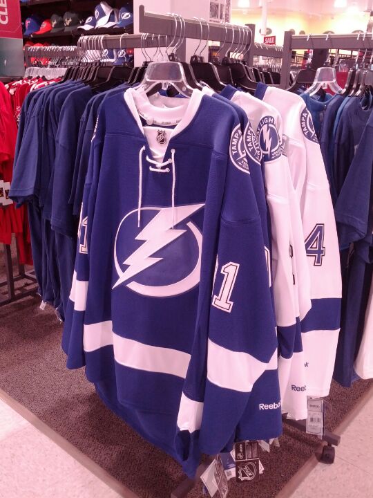 Tampa Bay Lightning Jerseys  Curbside Pickup Available at DICK'S