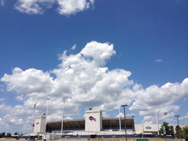 The Bills Store - Souvenir Store in Orchard Park