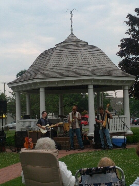 Village Green and Gazebo, Main St, Westhampton Beach, NY, Landmark