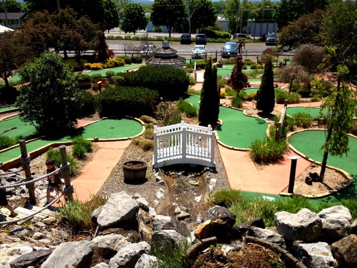 Palm Springs Mini Golf, Marcy