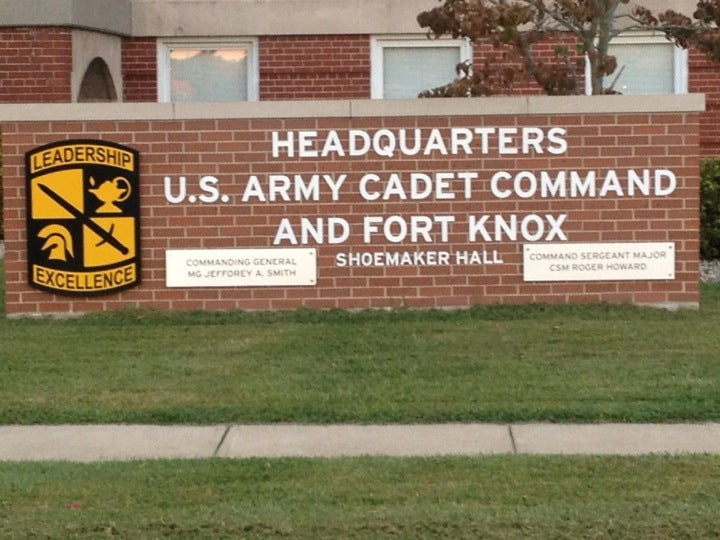 Us army cadet command hq 1st cavalry regiment rd fort knox ky 