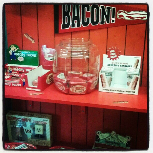 Wisconsin Dells Craft Mall, S2269 Timothy Ln, Delton, Town of, WI