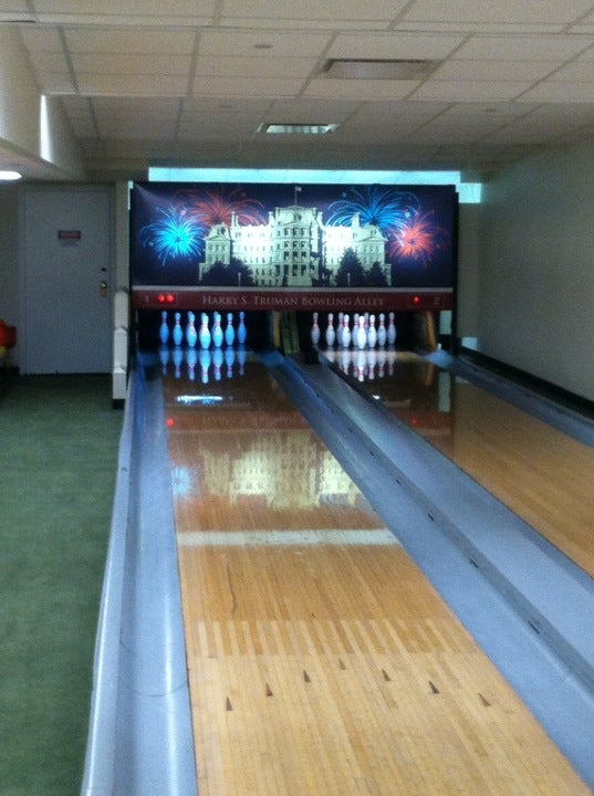 white house bowling alley truman