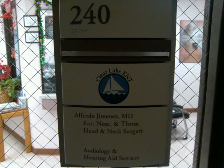 Houston Methodist Orthopedics and Sports Medicine, 18100 St John Dr