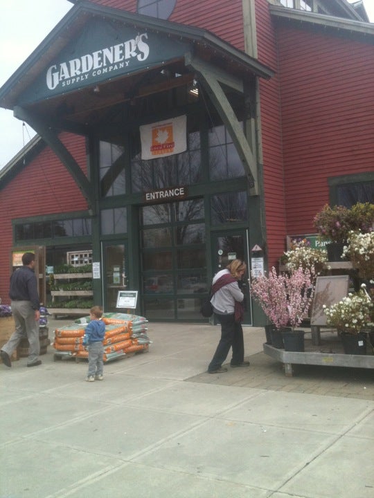 Gardener's Supply Company, 472 Marshall Ave, Williston, VT, Landscaping