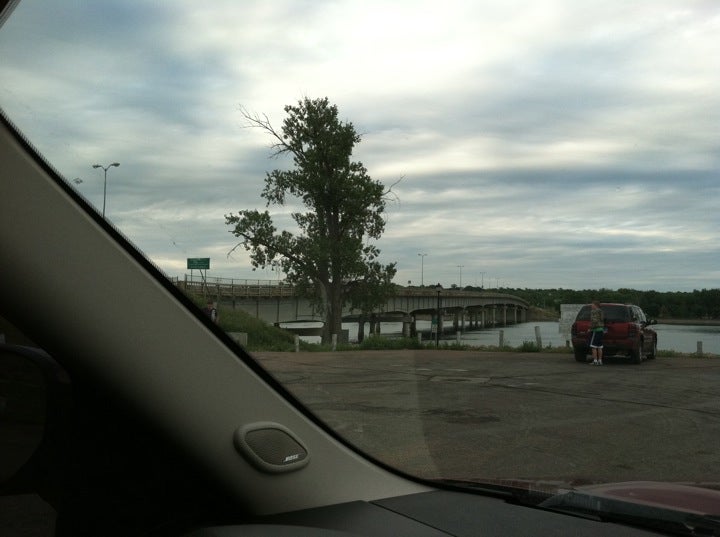 Missouri River Bridge, Hwy 83, Pierre, SD, Bridge MapQuest