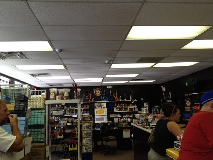 StuffNPuffs, 775 E Aurora Rd, Macedonia, OH MapQuest