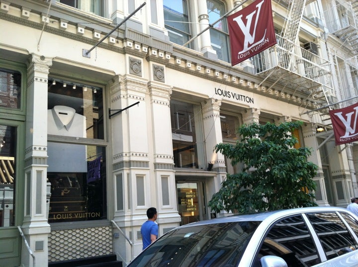 Louis Vuitton New York Soho - Pop-Up Store, 122 Greene St, New