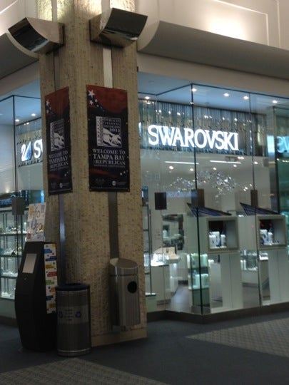 Swarovski oakridge discount mall