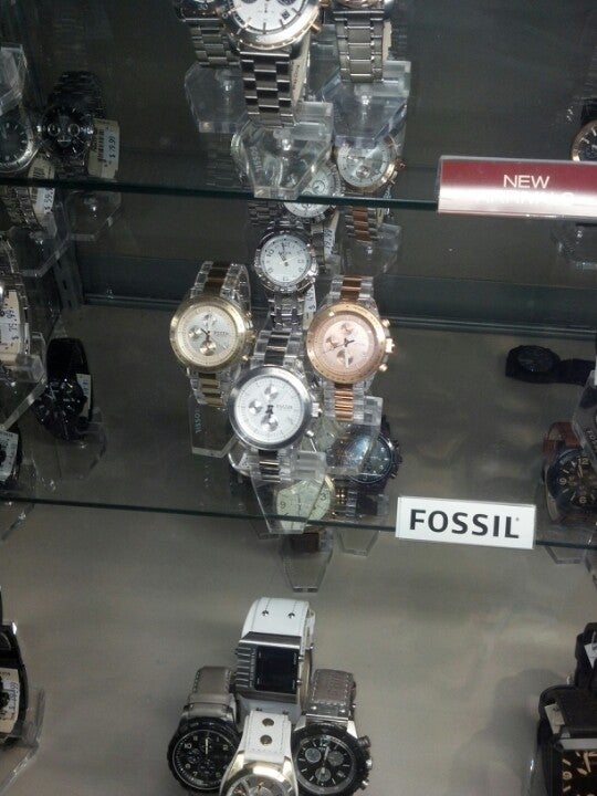 Fossil store store tanger outlet