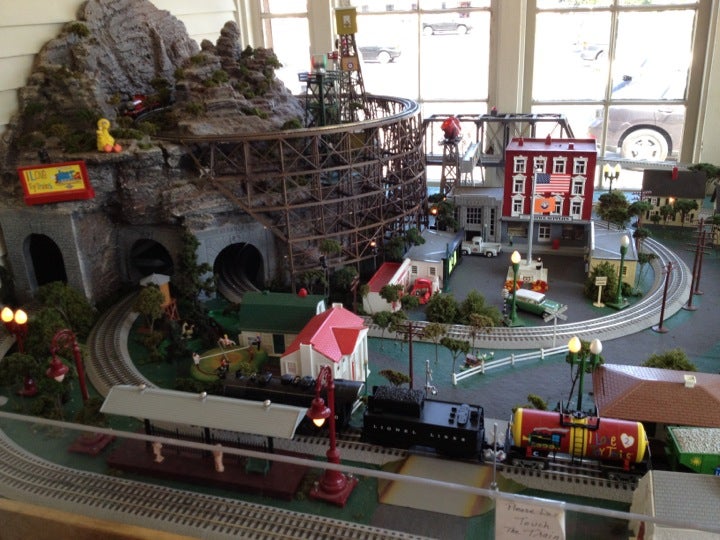 I Love Toy Trains, 16 S Smith St, New Buffalo, MI - MapQuest