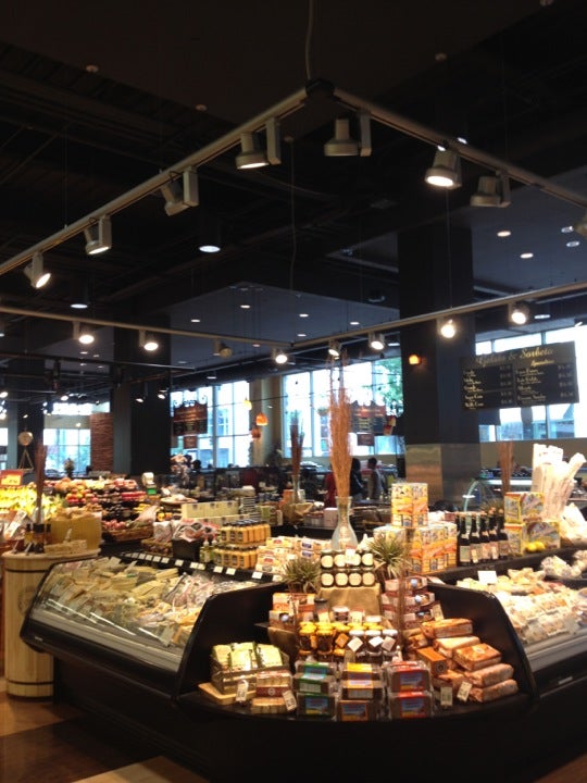 Deli/Prepared Foods - Cosentino's Market