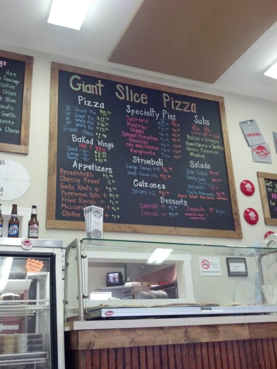 Giant Slice Pizza, 785 Sunset Blvd, Corolla, NC, Pizza restaurants