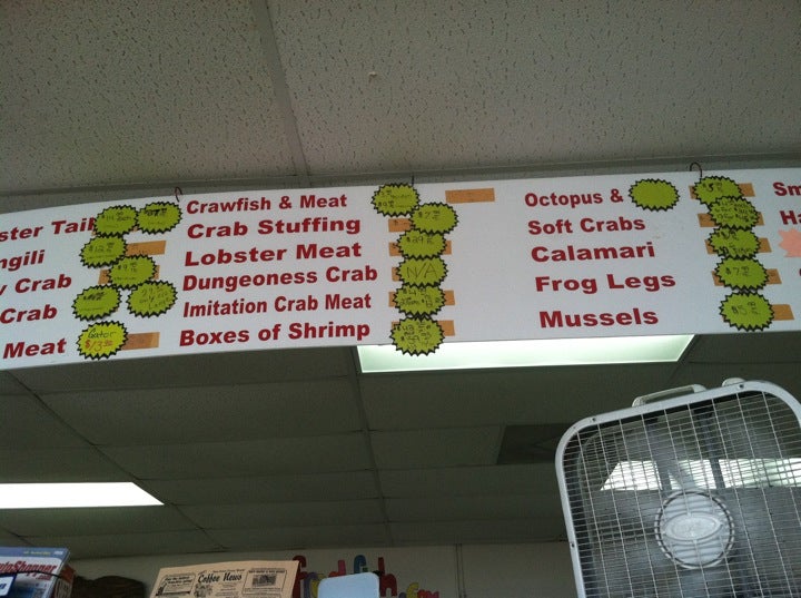 Junior's Fish Market, 1341 State Road 60 East, Lake Wales, FL, Eating