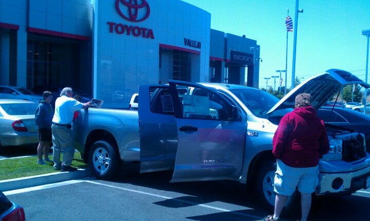 Toyota Vallejo Parts and Service Department, 201 Columbus Pkwy, Vallejo ...