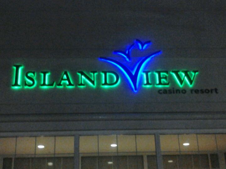 Island View Casino Resort, 3300 W Beach Blvd, Gulfport, MS, Eating ...