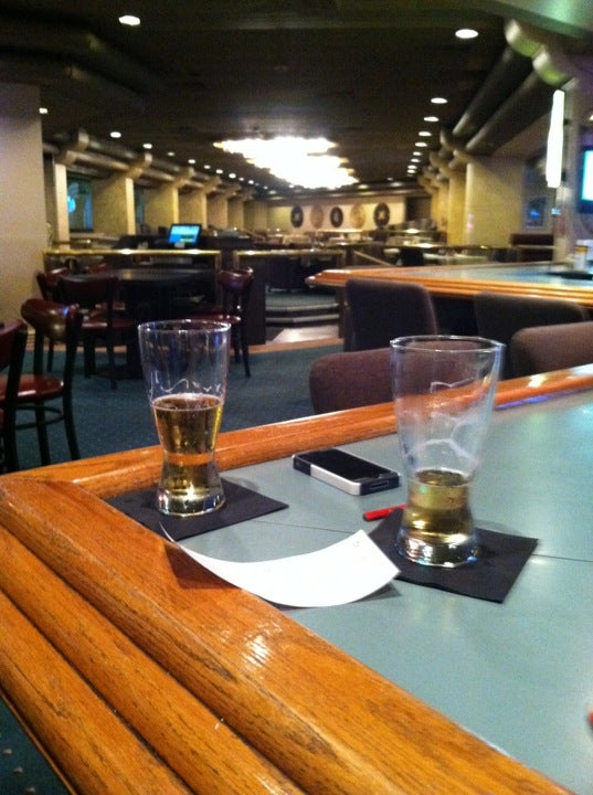 Crystal's Restaurant and Lounge, 475 Secor Rd, Toledo, OH, Restaurants