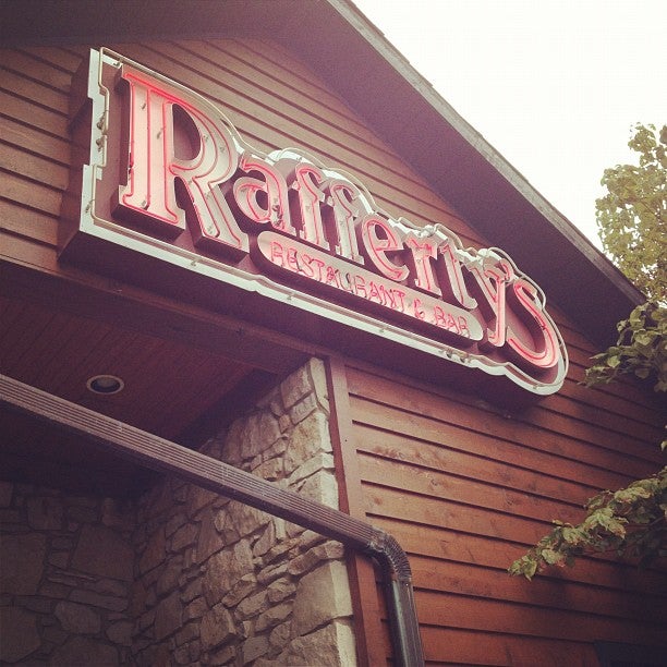 Rafferty's Restaurant & Bar, 1939 Scottsville Rd, Bowling Green, KY