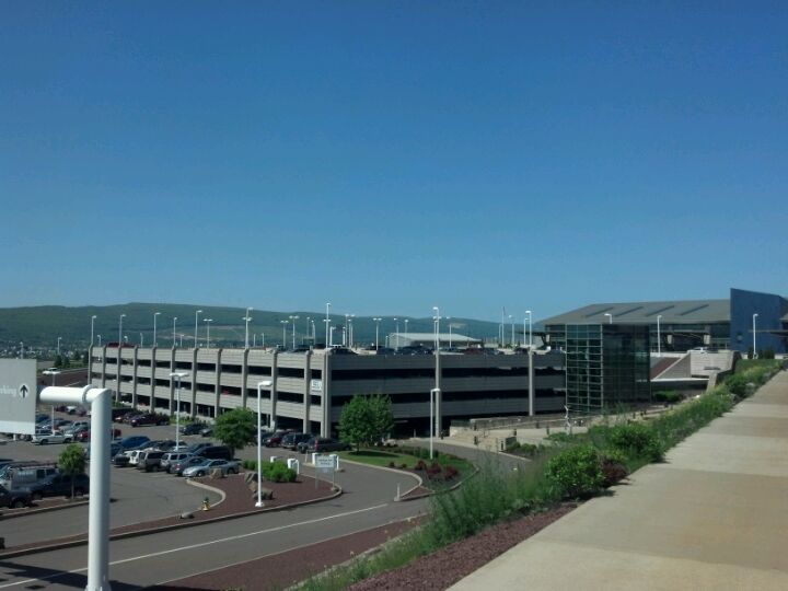 WilkesBarre/Scranton International Airport (AVP), 100 Terminal Rd 221, Avoca, PA, Parking
