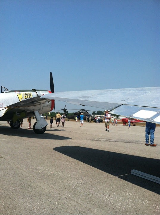 LondonCorbin AirportMagee Field, Hal Rogers Dr, London, KY, Airports