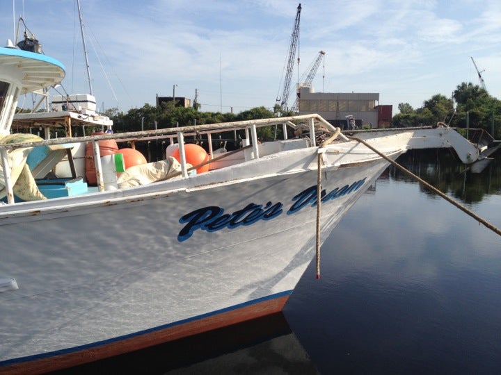 Two 810 Dodecanese Blvd, Tarpon Springs, FL, Boat Dealers