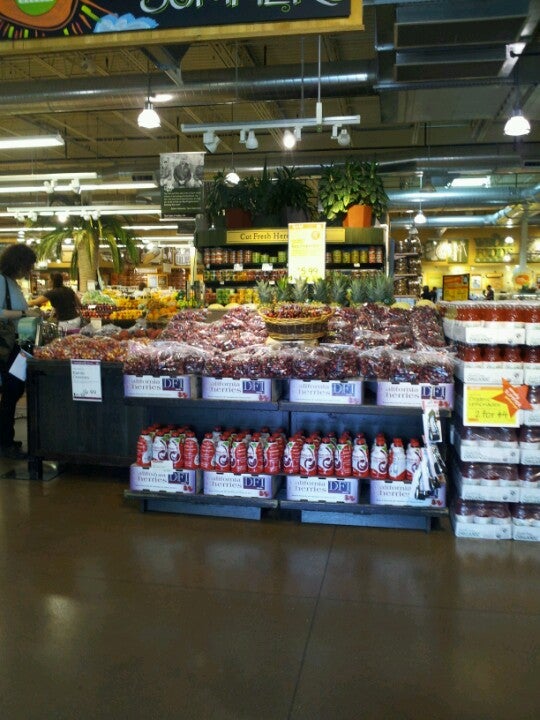 Good fresh fruit section - Picture of Whole Foods Market, New York