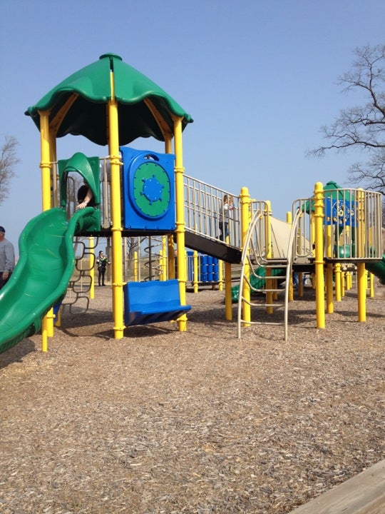 Fort Smallwood Park, 9500 Fort Smallwood Rd, Pasadena, MD, Parks MapQuest