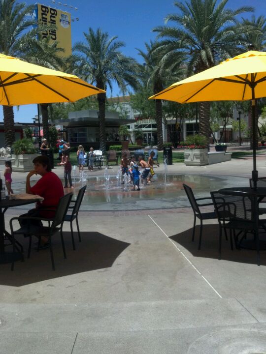 Westgate Interactive Fountain, Glendale, AZ, Water Parks MapQuest