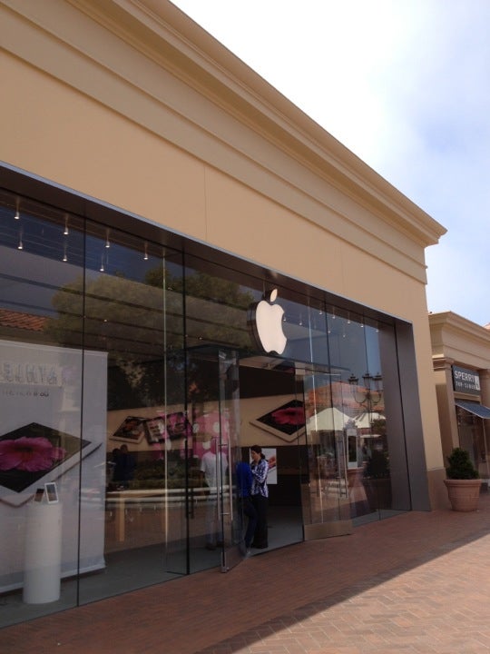 Fashion Island - Apple Store - Apple