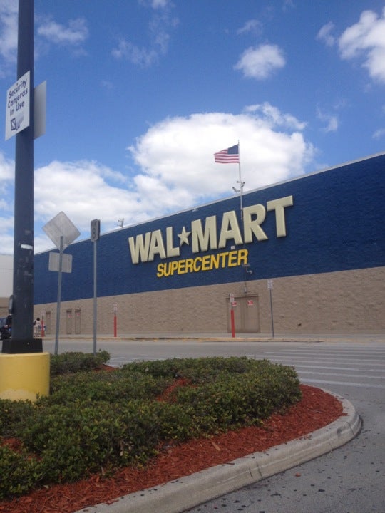 Walmart Kissimmee - E Osceola Pkwy - Super Center Tabling today.