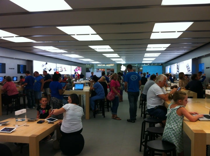 CoolSprings Galleria - Apple Store - Apple